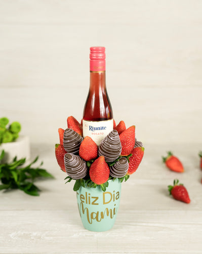 Taza de fresas con vino